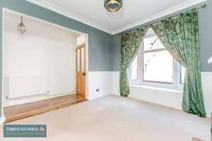 Sitting Room- click for photo gallery